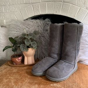 Like New Tall Grey Uggs
